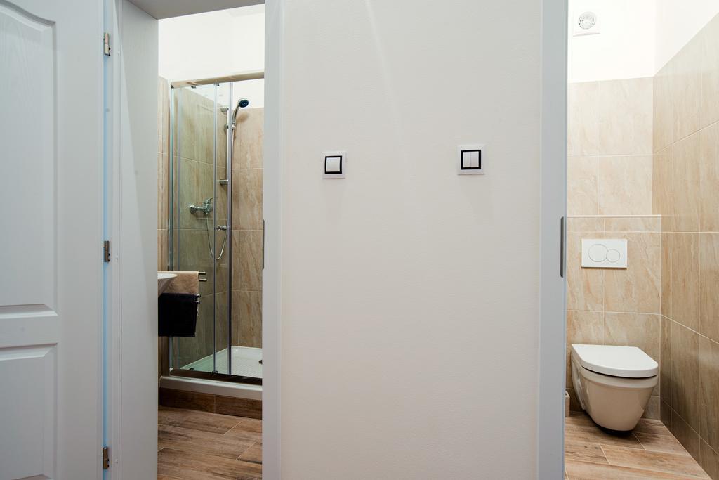 Apartment Gesse Březinova Praag Buitenkant foto