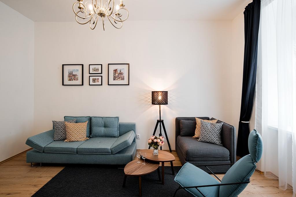 Apartment Gesse Březinova Praag Buitenkant foto